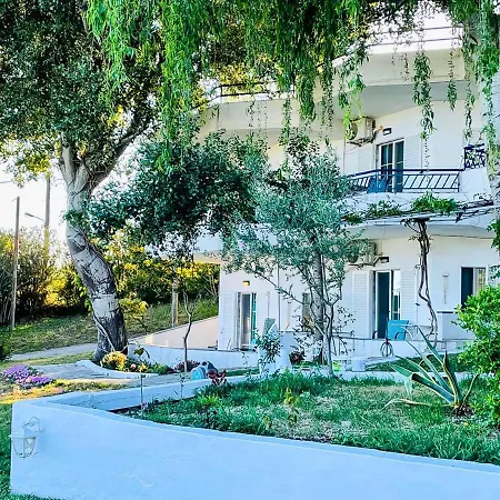 Δωμάτια σε οικογενειακή κατοικία Dream Hill Athos *